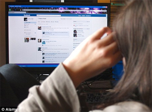 27-year-old held for posting obscene pictures online