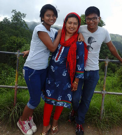 Shanta-Chaudhari-with-Son-&
