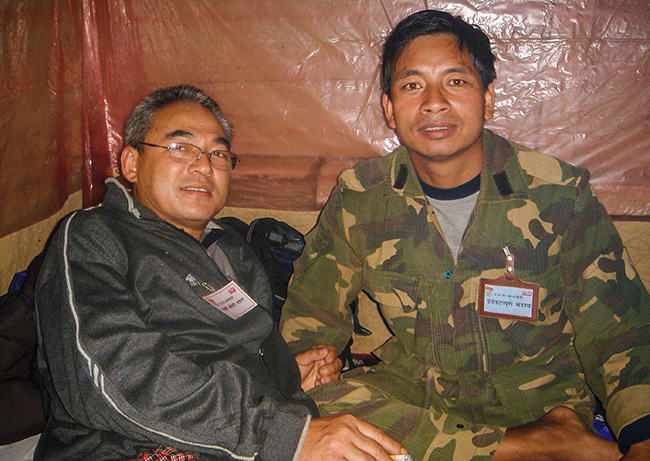 Nanda Kisor Pun Pasang At Mao War (9)