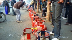Gas Line At Kalaiya (1)