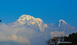D2.25 view of Annapurna South & Hiunchuli from Vichhuk village