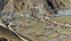D6.55 Kagbeni village at the bank of Kaligandaki River_