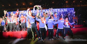 foot ball player dance (10)