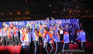 foot ball player dance (12)