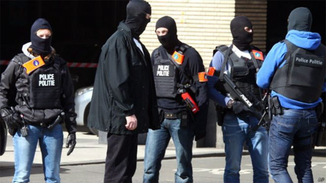 Brussels, 6 suspects taken offense