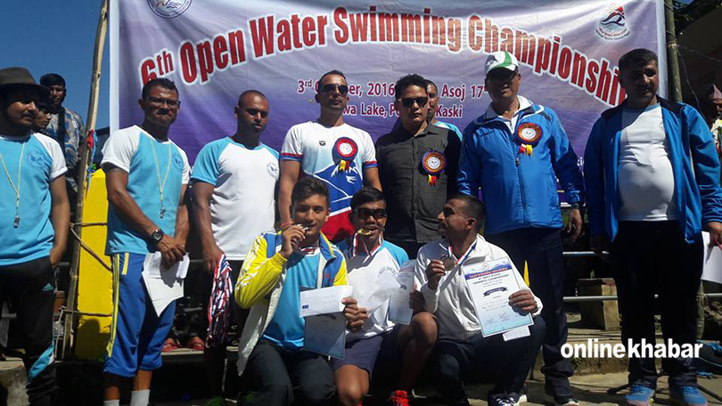 pokhara_swimming