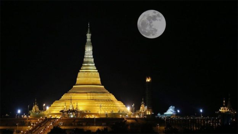 super-moon