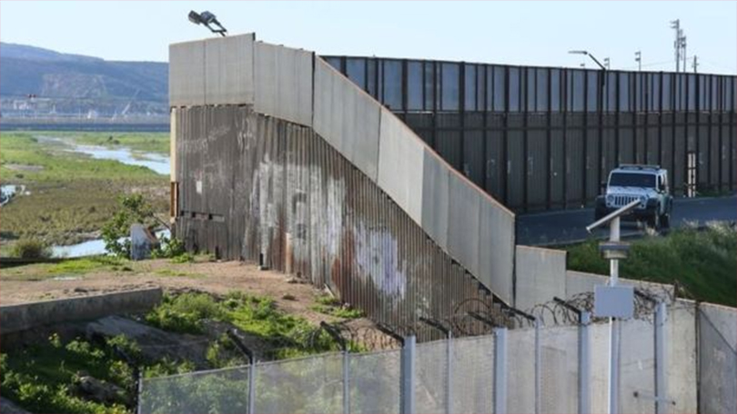 usa-mexico-wall-2
