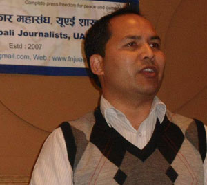 एनआरएन मध्यपूर्व संयोजकमा यूएईबाट चन्द्र रोकाहको उम्मेदवारी
