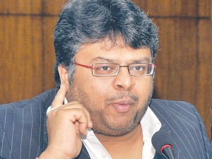 महेश बस्नेतले फेल गराए खेतानको खेल