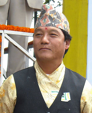विमल गुरूङ