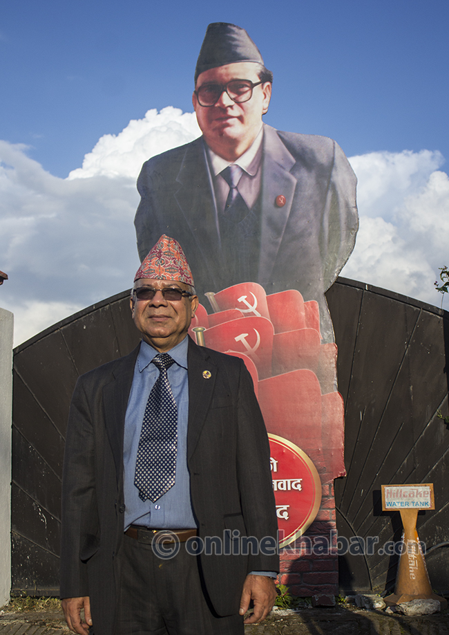 madhav nepal with onlinekhabar (1)