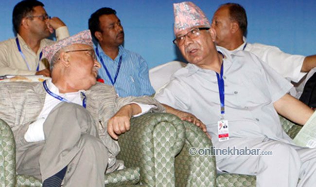 नेपाललाई फकाउन ओलीलाई उनकै टिमको सुझाव