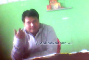 प्रश्नपत्र बिक्रीमा शिक्षा मन्त्रालयको कनेक्सन रहेको ‘दलाल’को दाबी (भिडियोसहित)