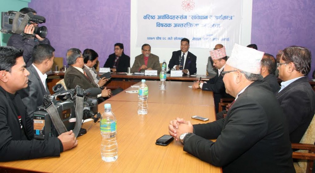 राज्यको पुनः संरचना गर्दा आर्थिक विषयलाई ध्यान देउ : अर्थशास्त्री
