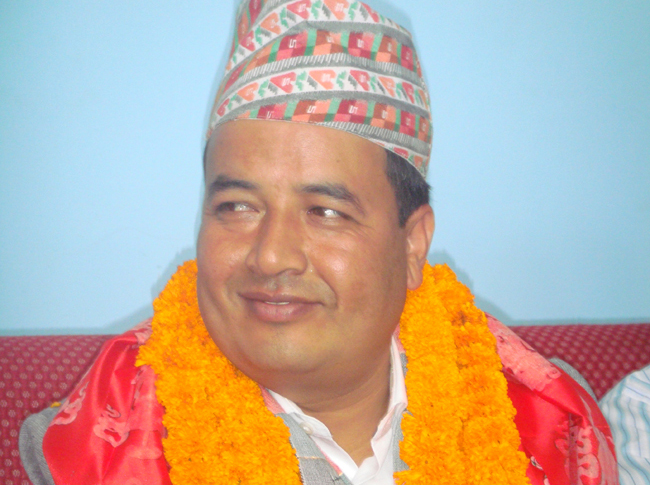 महेश बस्नेतले भने- निर्माण व्यवसायमा हुने गुण्डागर्दी अन्त्य गर्न तयार छु