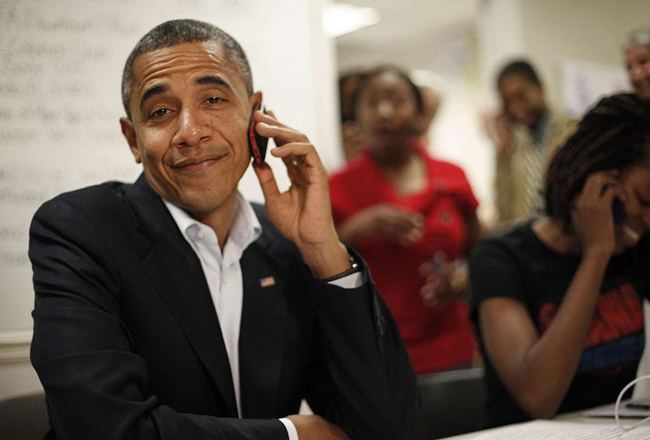 यस्तो छ ओबामाले चलाउने मोबाइल फोन