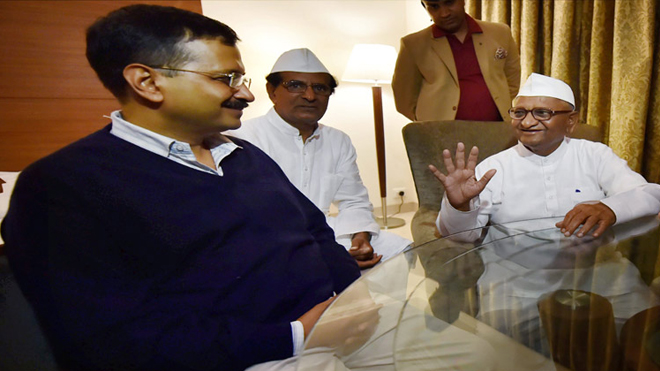 अन्नाको किसान आन्दोलनमा केजरीवाल सहभागी