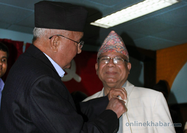 केपी ओली-माधव नेपालबीच टेलिफोनमा समेत भनाभन