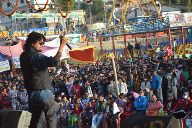 प्रमोदले तताए गुल्मीका दर्शक