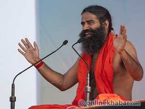 ब्रिक्स सम्मेलनमा दिइएको शाकाहारी रात्रिभोजबारेको विवादमा रामदेवको प्रवेश