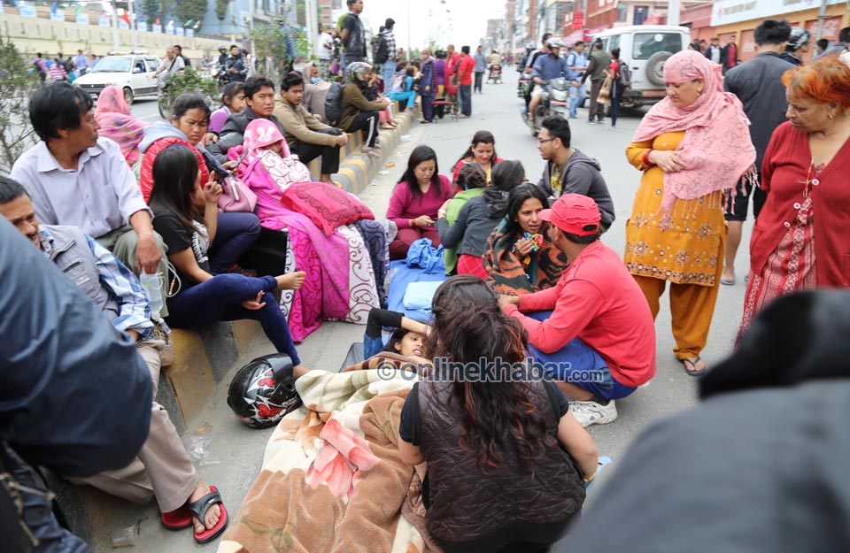 eathquake in Nepal (4)