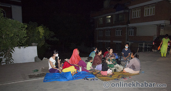 Night Life After Nepal Quake 2 (3)