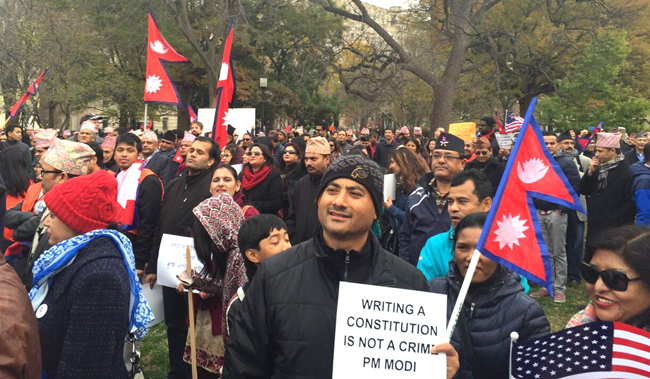 Nepalies protest in white house (1)