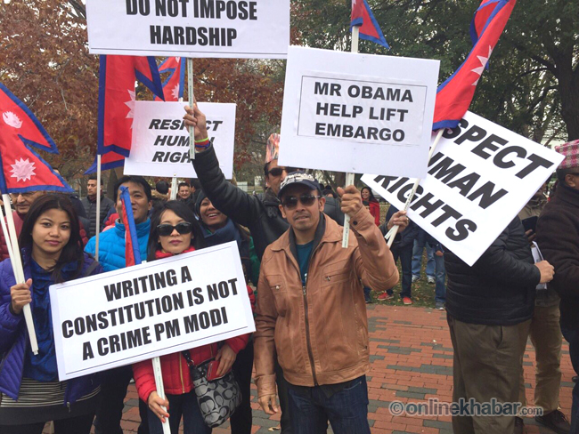 Nepalies protest in white house (2)