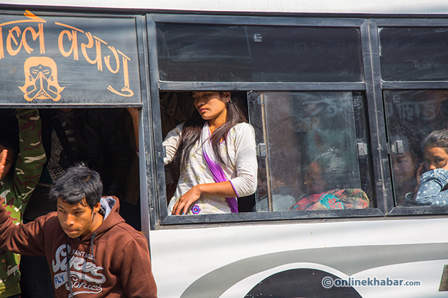 सार्वजनिक सवारीमा अनिवार्य आरक्षित सिट नराखे कारबाही गर्ने सरकारको चेतावनी