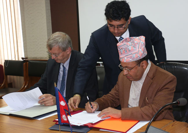 पुनःनिर्माणका लागि जर्मन सरकारद्वारा साढे ३ अर्ब सहयोग