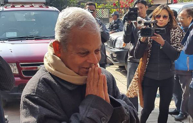 पुनर्निर्माण र संविधान संशोधन विधेयक एकैसाथ लैजाने कांग्रेस प्रस्ताव मधेसी मोर्चाले मानेन