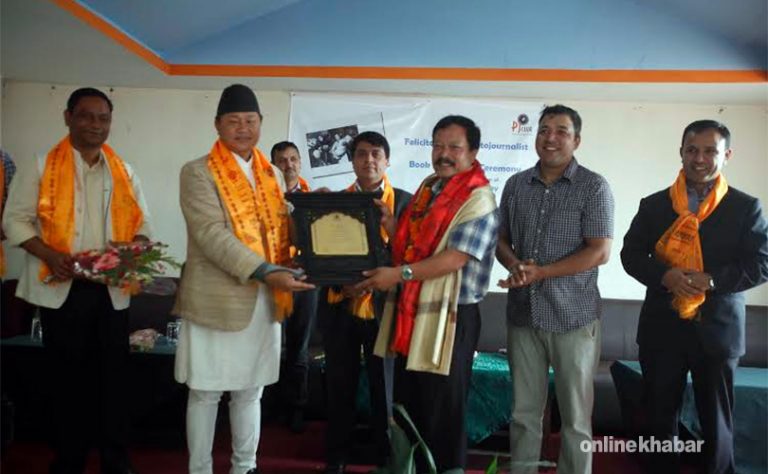 फोटो पत्रकार विनोद जोशी सम्मानित