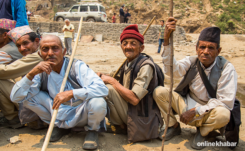 Dolakha Singati, earthquake victims (2)