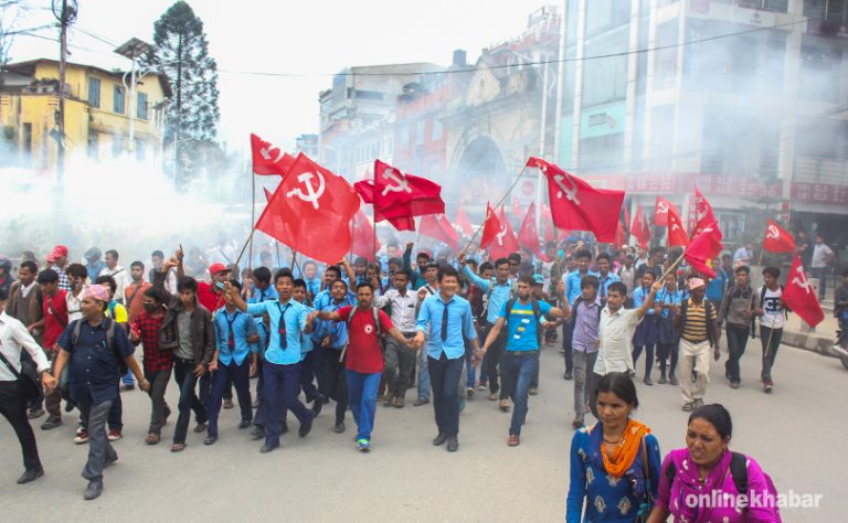 माओवादी सभामा जबर्जस्ती बालबालिका