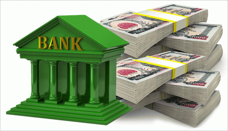अर्बपति बने १६ बैंक, कसले कति कमाए ?
