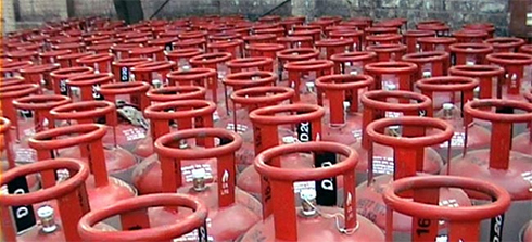 सरकारले पडि्कन सक्ने २ सय ग्यास सिलिन्डर नष्ट गर्ने