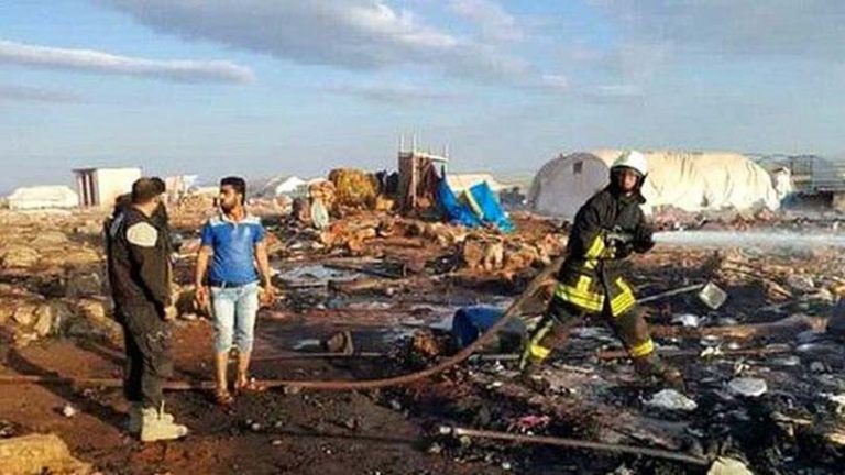 शरणार्थी शिविरमा हवाई आक्रमण, ३० को मृत्यु