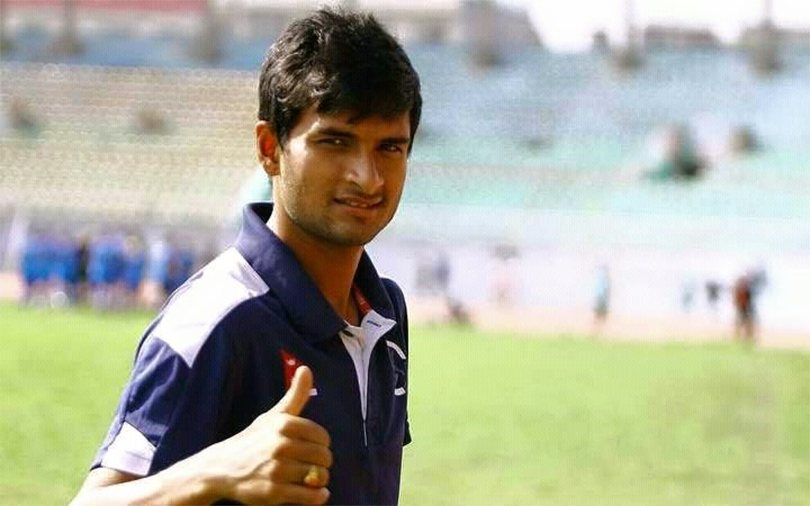 रविन श्रेष्ठः म त भर्डीको फ्यान, इंग्ल्याण्ड जिन्दावाद