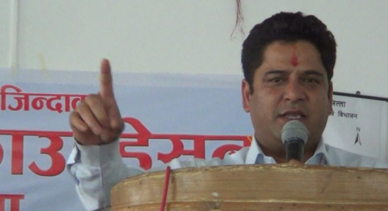 बजेट कार्यान्वयन भएपछि महंगी त्यसै घट्छः अर्थ राज्यमन्त्री भण्डारी