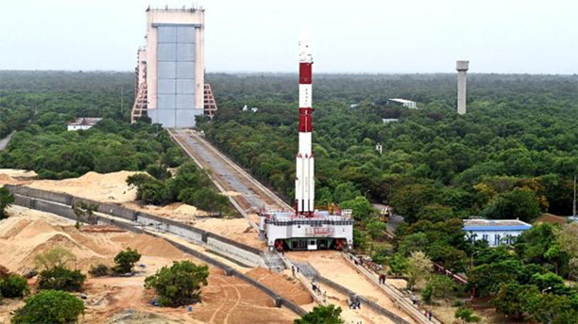 भारतले एकसाथ २० उपग्रह अन्तरिक्षमा पठायो