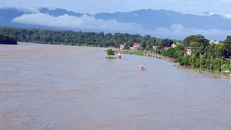 नारायणीमा आजदेखि जलसतह बढ्ने, नदी किनारमा नजान आग्रह