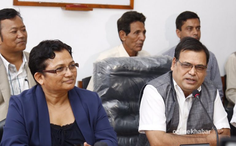 प्रचण्डलाई प्रधानमन्त्री बनाउन कांग्रेसको पत्र आइसक्योः महरा