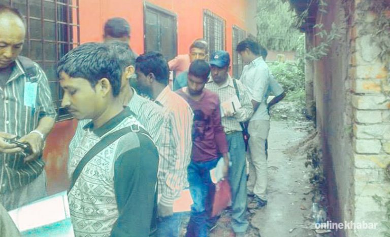 श्रममा मेरो ५ घण्टा, छुटेन अझै एजेन्टको फन्दा