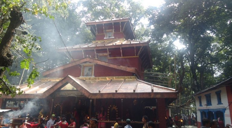 धार्मिक पर्यटकको रोजाइ बन्दै बागलुङ   