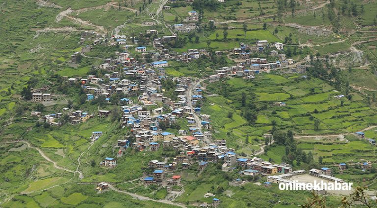सडक अवरुद्ध भएपछि मुगु सदरमुकाममा उपभोग्य वस्तुको अभाव