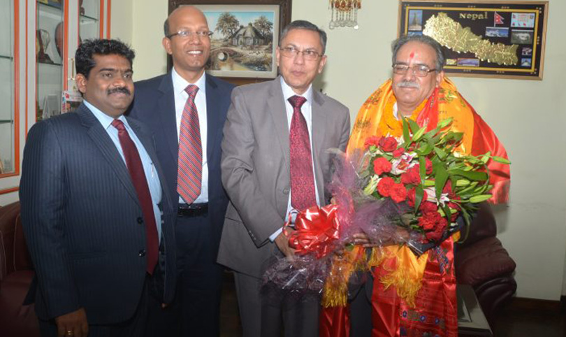 निवासमा पुगेर भारतीय राजदूतले दिए प्रचण्डलाई बधाई