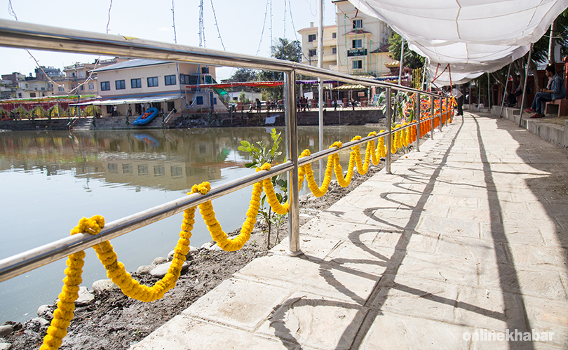 chhath-at-kamal-pokhari-3