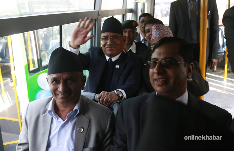 nepal-pm-prachanda-in-public-bus-1