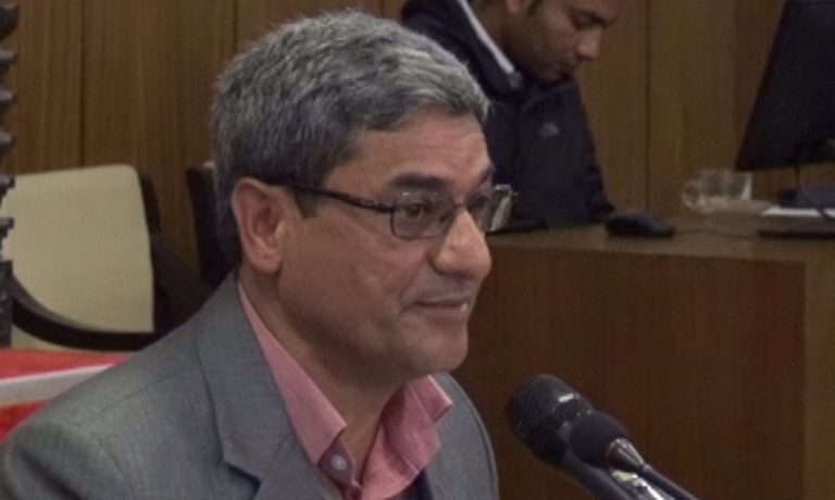 सरकारले मधेसी मोर्चालाई धोका दिएकै हो ? यस्तो छ रमेश लेखकको जवाफ
